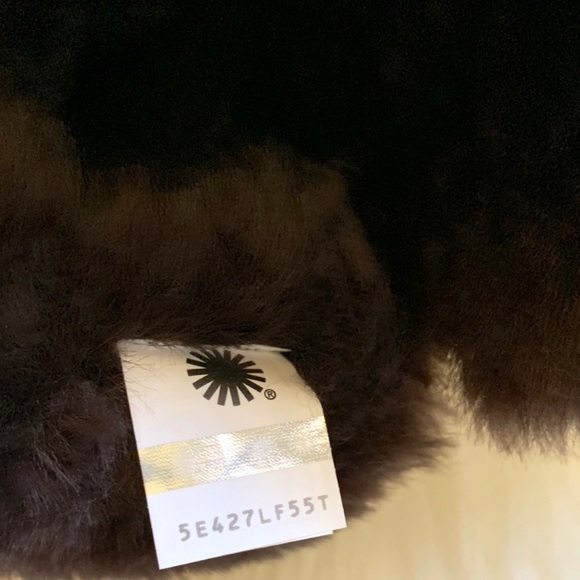 UGG Chocolate Renley II Boots - Picture 4 of 8